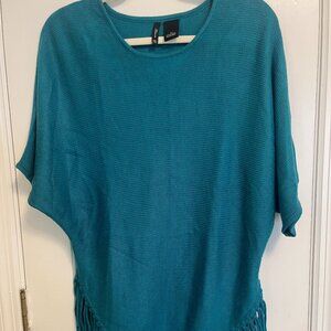 NEW DIRECTIONS Fringed Sweater Sz PS